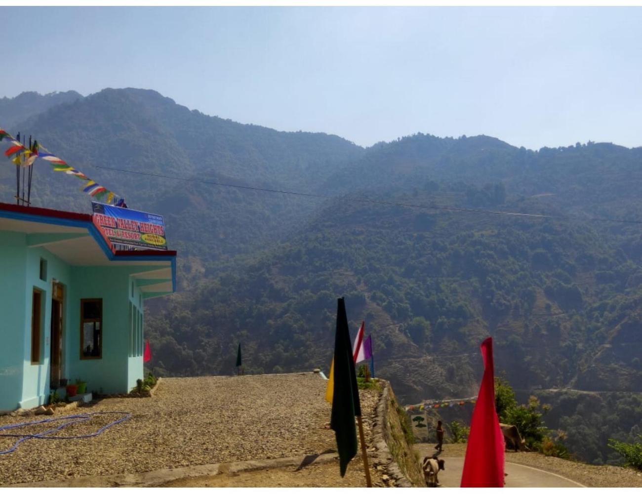 Green Valley Heights Hotel & Resort, Chakrāta Exterior foto